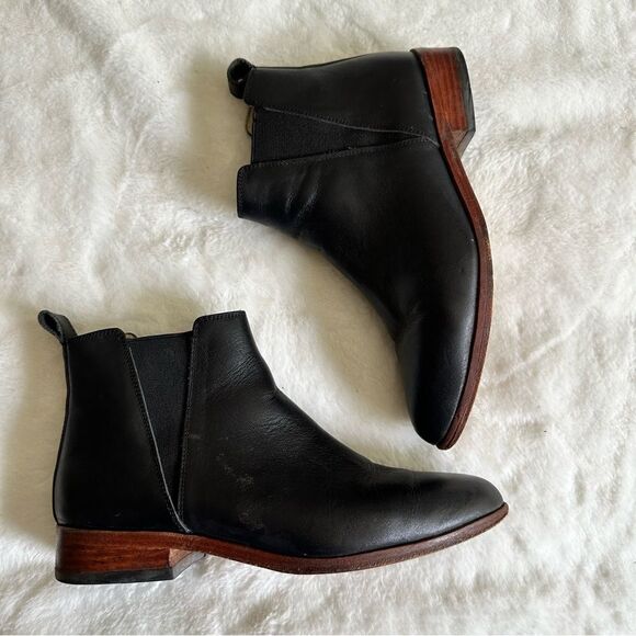 Nisolo Shoes - Nisolo Eva Everyday Chelsea Boots Women’s Size 7.5